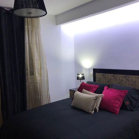 Apartamentos Las Ferrerias 阿雷纳斯德圣佩德罗 外观 照片